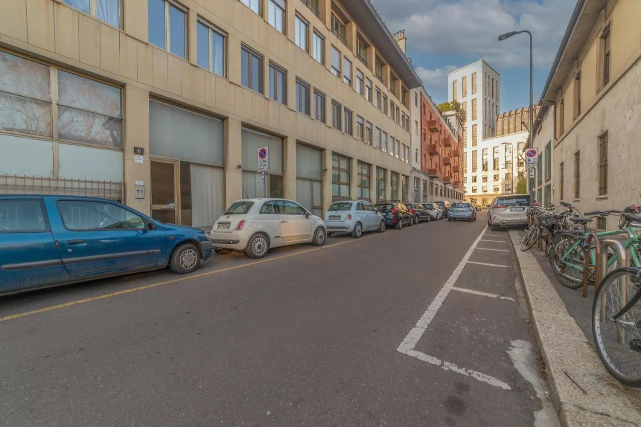 Duomo - Daverio Charme Apartment ميلان إيطاليا